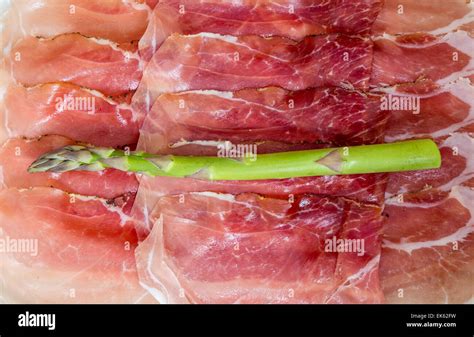 Asperges Vertes Au Jambon Macro Photo Stock Alamy