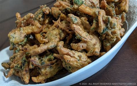 Spinach Potato Pakora Aloo Palak Pakora Addicted To Curry