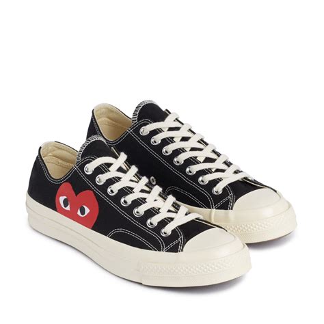 Play Comme Des Garçons X Converse Red Heart Chuck Taylor All Star 70