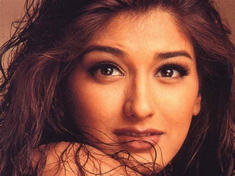 Ug Hot Sonali Bendre No Underwear Wardrobe Malfunction