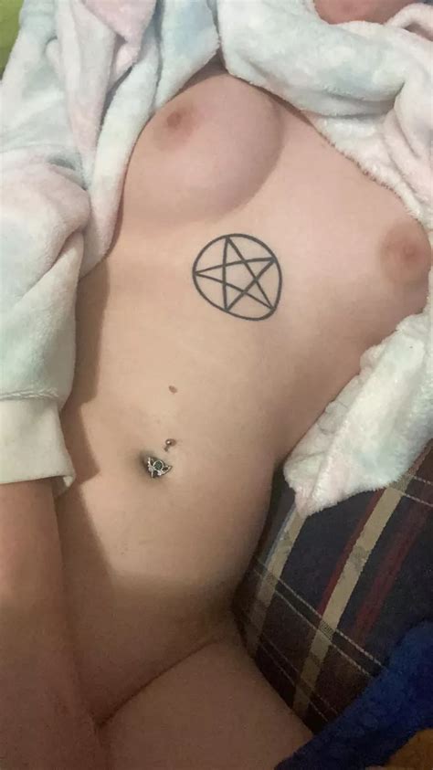 Titty Tuesday Anyone Nudes Titties NUDE PICS ORG