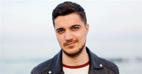 Why Men Cheat On Their Partners And See Sex Workers