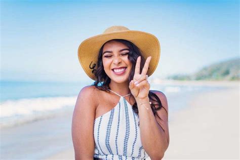 50 Natalies Outlet Hot Pictures 12thBLOG