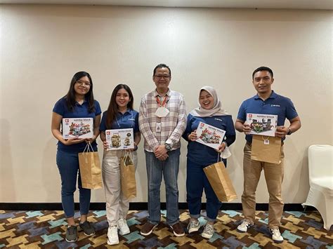 Rapat Bulanan 3 Santika