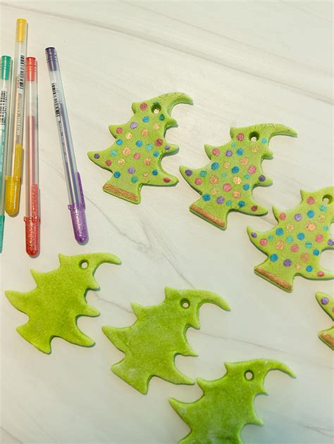 How to Make a DIY Grinch Christmas Tree Ornament - Six Clever Sisters