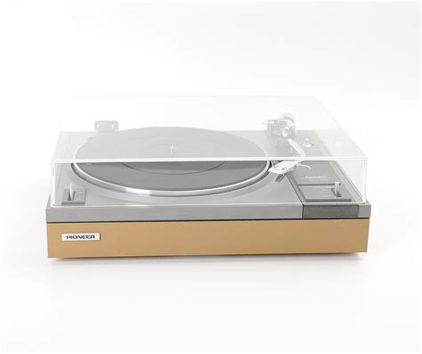 Pioneer PL-112 D | Turntables | Turntables + X | Audio Devices | Spring Air