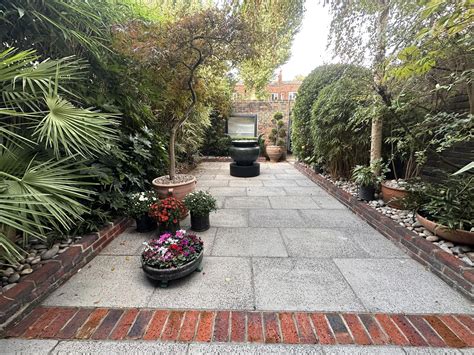 How to travel to Acacia Gardens in Sydney by public transit 22