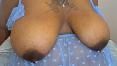 QueenJaya876 Sexy BBW Creams From Sex Machine ManyVids