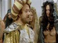 Naked Franca Grey In Finalmente Le Mille E Una Notte