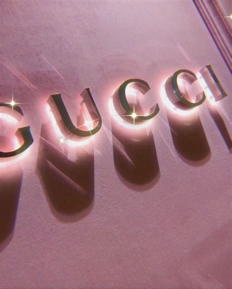 gucci aesthetic | Black and gold aesthetic, Rose gold aesthetic ...