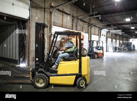 Reversing Into Dock Hi Res Stock Photography And Images Alamy