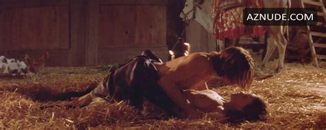 JULIA ORMOND Nude AZNude
