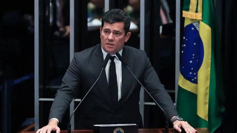 Sérgio Moro quebra o silêncio após ser inocentado na Justiça assista