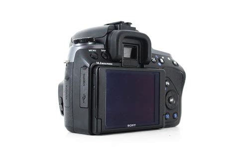 Sony Alpha A550 14.2MP Digital Camera (Body Only) - Lenses and Cameras