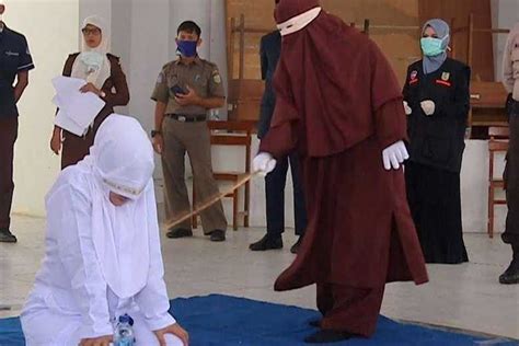 Couple Receive 77 Lashes For Gay Sex In Indonesia UCA News