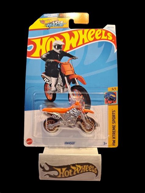 Hot Wheels HW Xtreme Sports HW F L Neu und originalverpackt in Adlikon für CHF