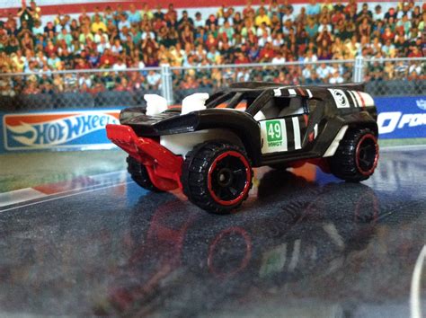 Julian S Hot Wheels Blog Dune Crusher Q Case Regular Treasure