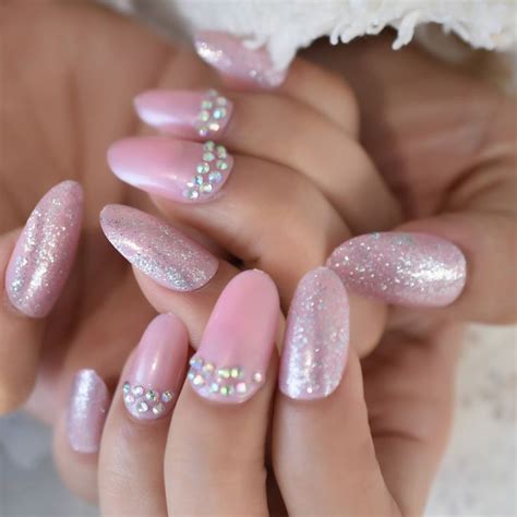 Holographic Silver Glitter Press On Nails Short Style Daily Wear Nude