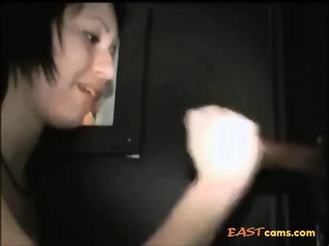 Asian Amateur Sucks Cock At Glory Hole