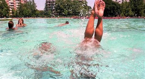 Fase A Milano Da Luned Riaprono Le Prime Piscine