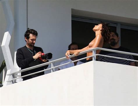 Eden Fines Nude Boobs For Photo Shooting Scandal Planet