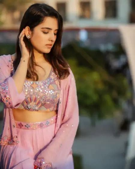 Shirley Setia Top 20 Hot Pics And Photo