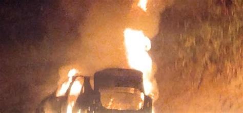 Se incendió camioneta