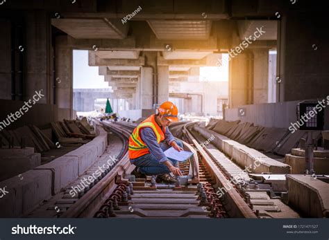 13,599 Safety rail construction Images, Stock Photos & Vectors ...