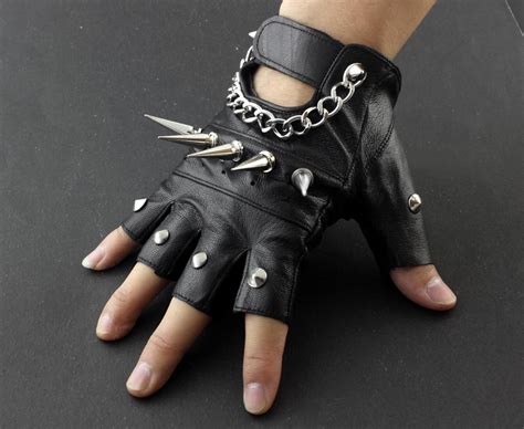 Mens Rivet Spike Punk Rock Driving Motorcycle Biker Leather Fingerless