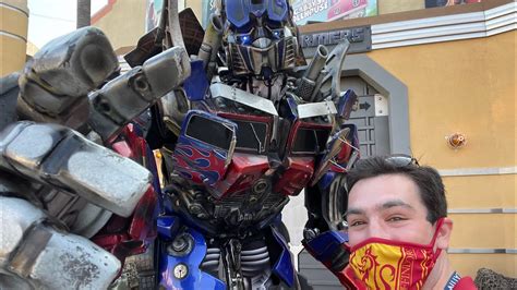 Optimus Primes Favorite Universal Ride Transformers Meet And Greet At