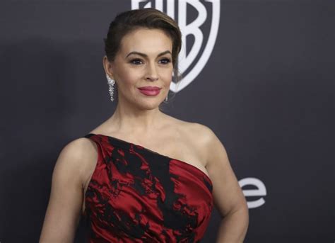 Alyssa Milano Calls For Sex Strike Ignites Social Media The Columbian