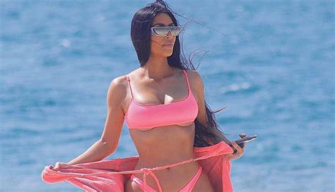 Kim Kardashian Cautiva A Sus Seguidores Con Fotograf As En Bikini