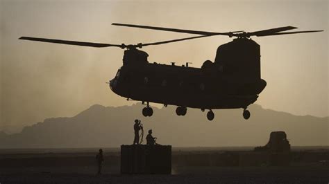 Us Army Grounds Entire Chinook Helicopter Fleet Amid Engine Fire