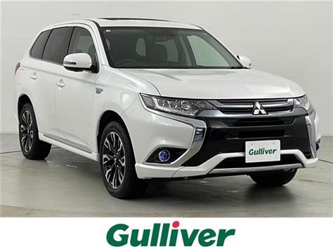 三菱 アウトランダーphev Gセーフティパッケージ 社外ナビ＆tv＆cd＆dvd＆sd＆bt 全方位カメラ 社外エンジンスターターの中古車