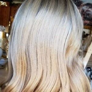 24 Ombre Blonde Beautiful Lace Front Wig Lace Front Wig Heat Resistant Long Lace Wig BRAND NEW