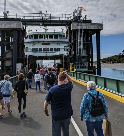 Riding a Ferry in Seattle: A Fan's Guide to Enjoying the Journey