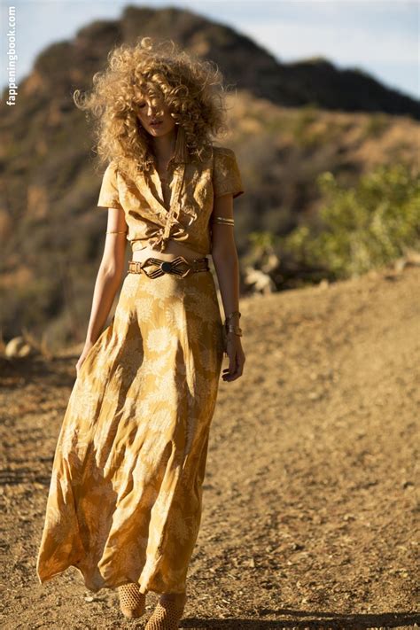 Olga Voronova Nude OnlyFans Leaks Fappening FappeningBook