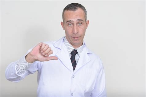 Premium Photo Mature Handsome Man Doctor