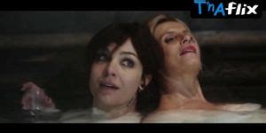 Isabella Ferrari Lesbian Breasts Scene In Cosa Fai A Capodanno Tnaflix