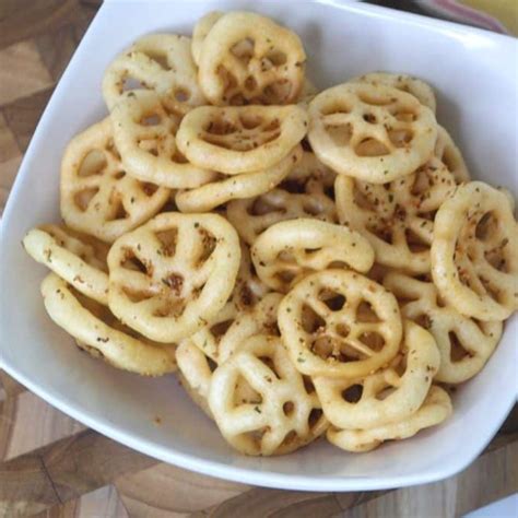 Air Fryer Chicharrones De Harina Fork To Spoon