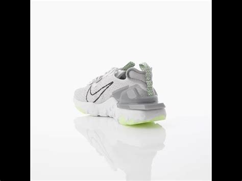 NIKE REACT VISION GRIJS/GEEL - SNEAKERS HEREN | Courir.com