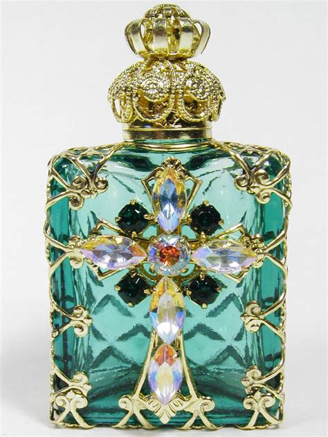 Perfume Bottle on Pinterest | Perfume Bottles, Glass Perfume Bottles ...