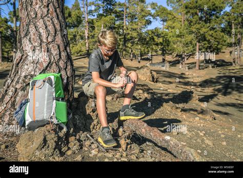 Boy scout knife hi-res stock photography and images - Alamy