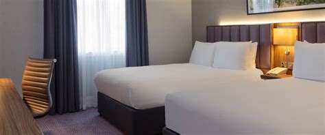 Edinburgh Airport Hotels - DoubleTree by Hilton Edinburgh Airport