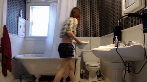 Hidden Cam Potty Time WMV Hot Redhead Squirting Milf Clips4sale