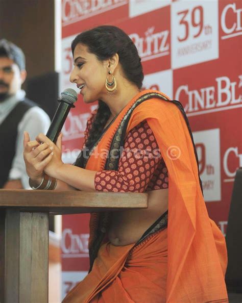 Vidya Balan Hot Navel Show IMAGES In Saree At Event Stills Hot 4 Actress