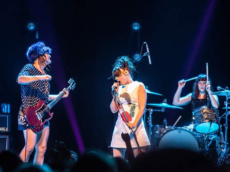 Bikini Kill Continued NYC Run At Terminal With Sammus Pics Videos