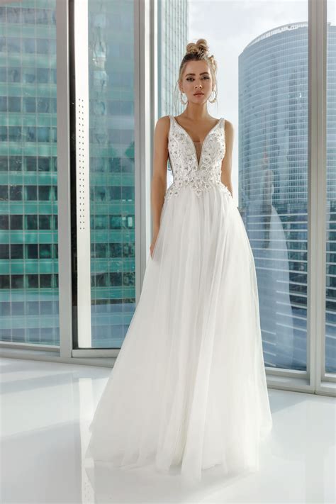 Длинное белое платье Ava 9134B ivory | Купить вечернее платье в салоне ...