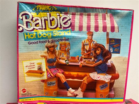 Lot 2 Vintage Barbie Playsets