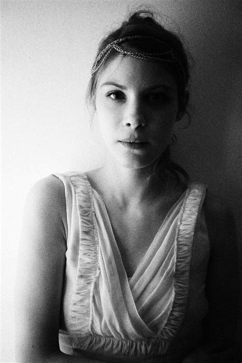 Hande Kodja Nue Hande Kodja Nude Hande Kodja Nu